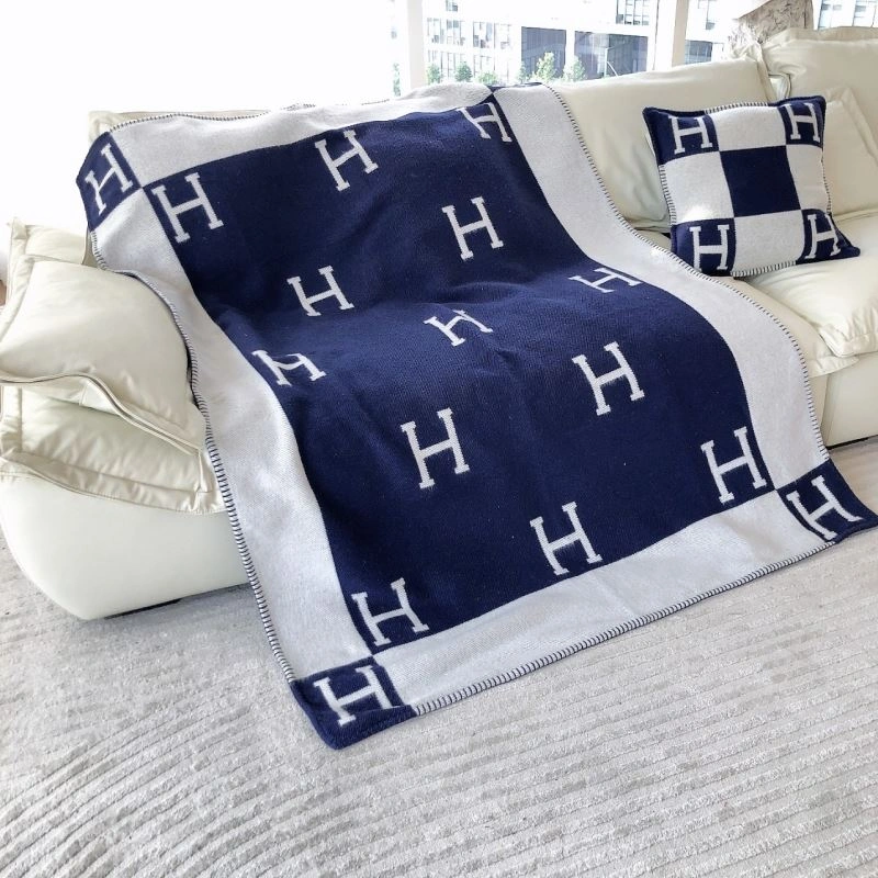 StreetReady Hermes Blanket 256592