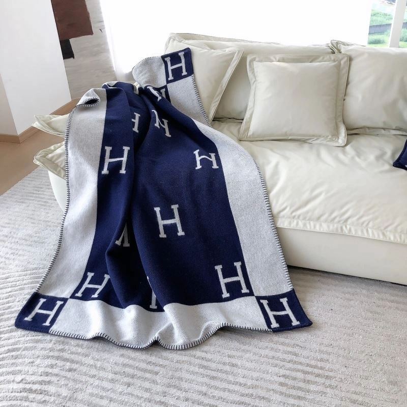StreetReady Hermes Blanket 256592