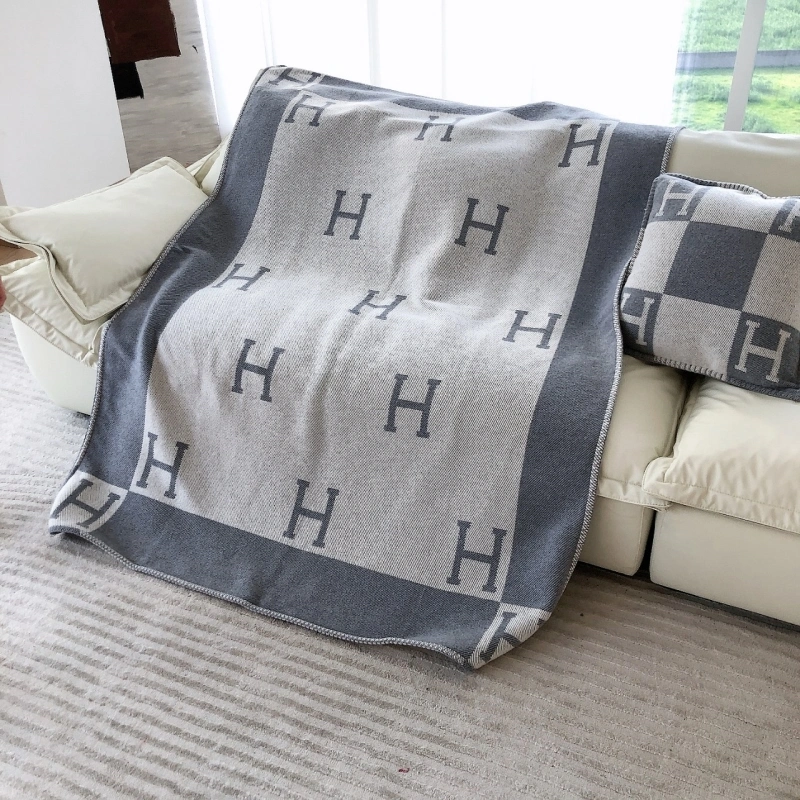 Hermes Blanket Lightweight 256587