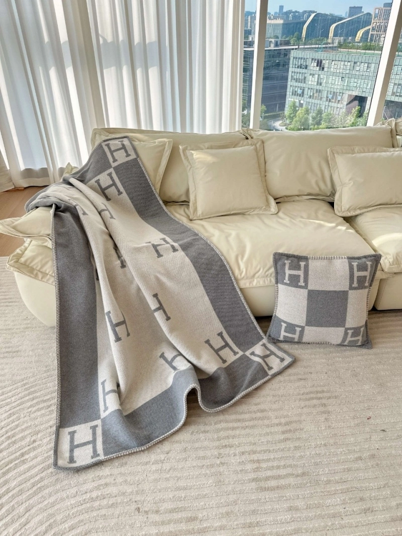 Hermes Blanket Lightweight 256587