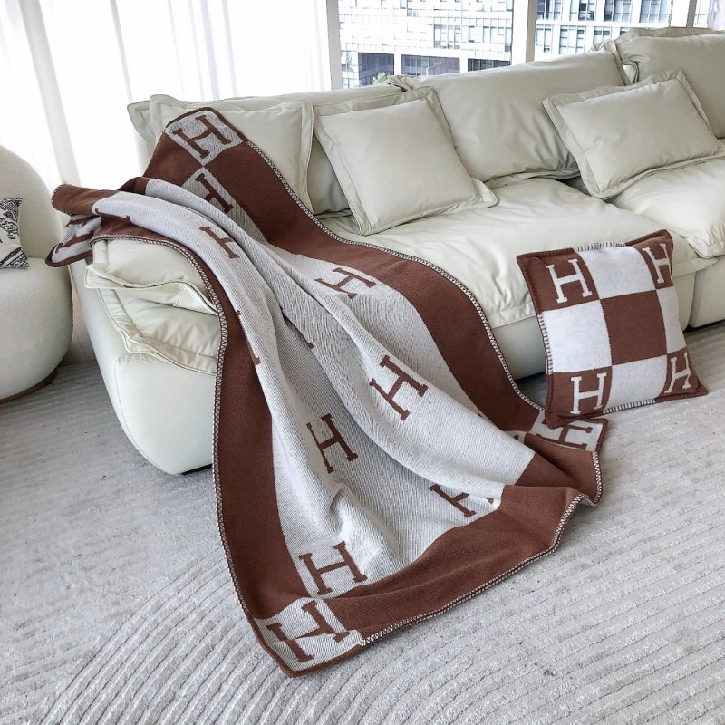 SportInspired Hermes Blanket 256579
