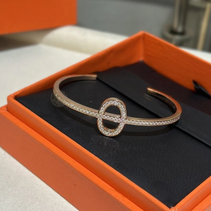 Hermes Bracelets Minimalist 247390