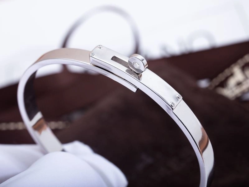 Timeless Hermes Bracelets 247395