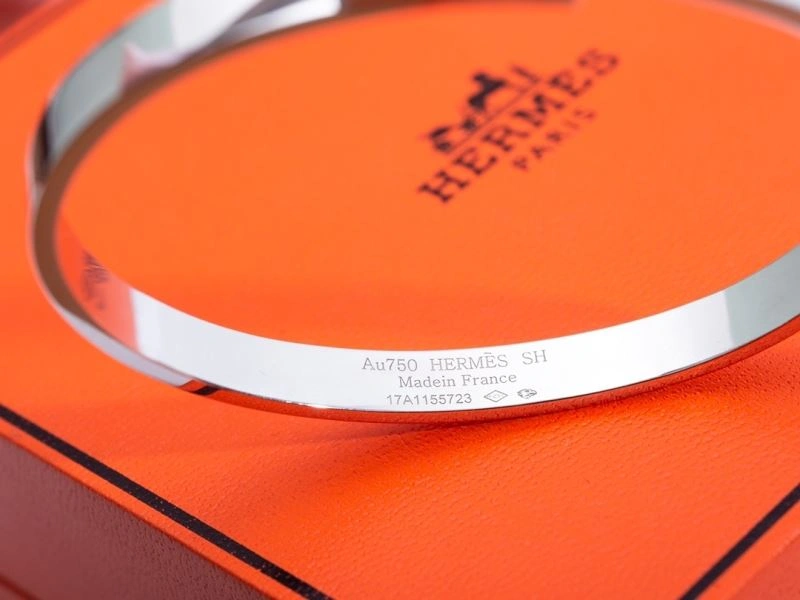 Timeless Hermes Bracelets 247395
