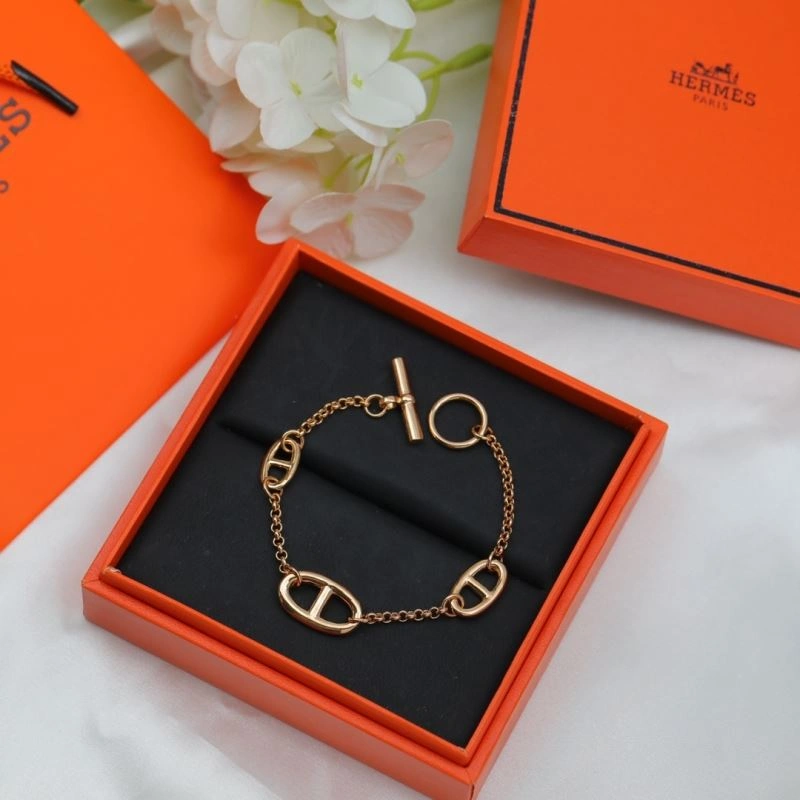 Contemporary Hermes Bracelets 247609