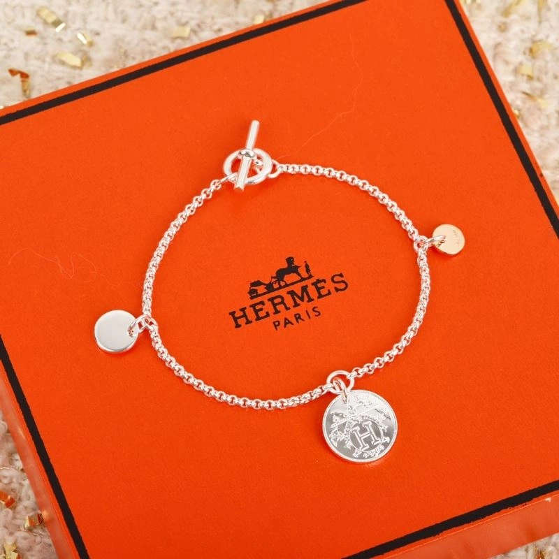 Sporty Hermes Bracelets 247589