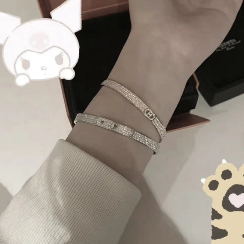 Supportive Hermes Bracelets 247517