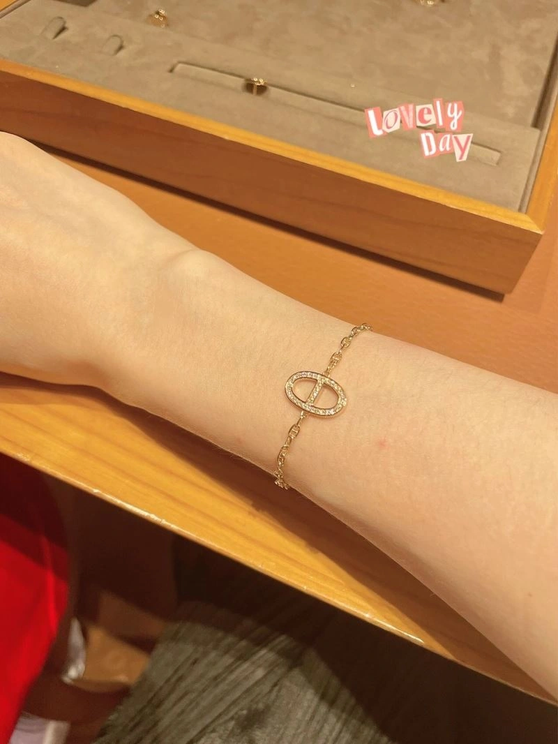 Elegant Hermes Bracelets 247516