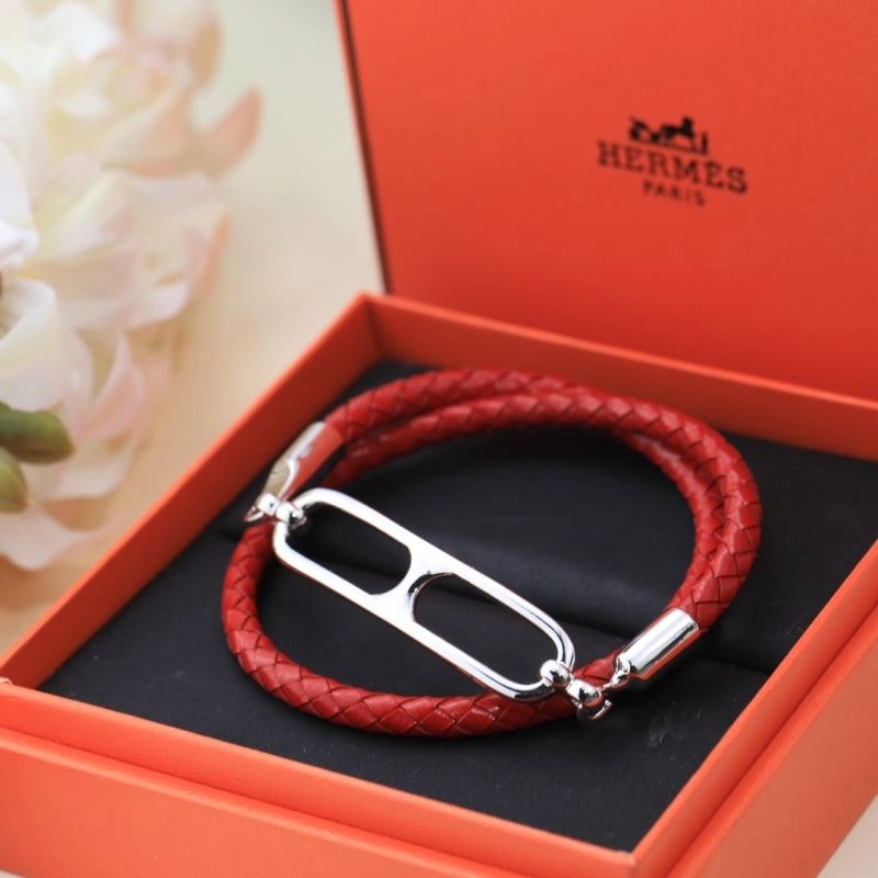 Hermes Bracelets Comfortable 247500