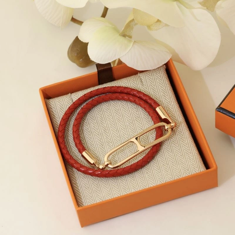 Hermes Bracelets Comfortable 247500