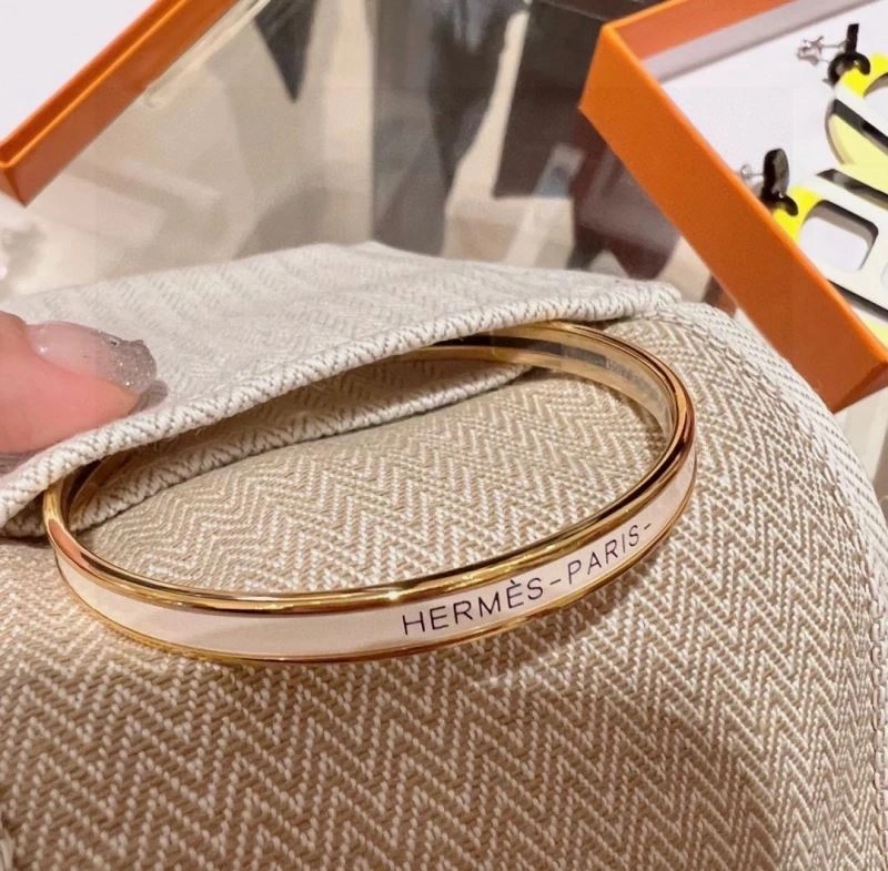 Popular Hermes Bracelets 247347