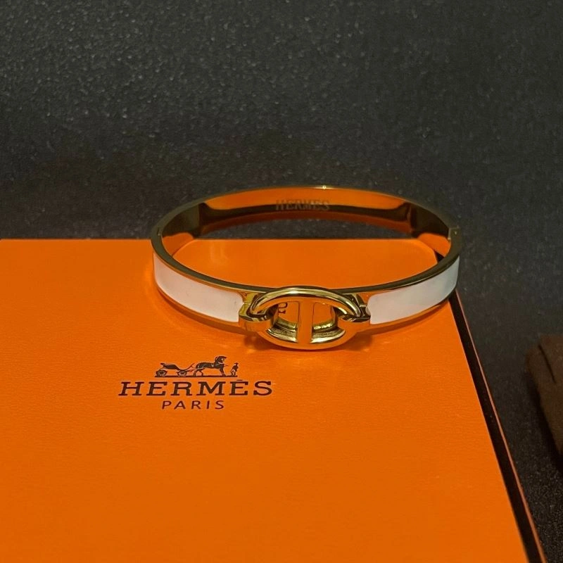 ModernLook Hermes Bracelets 247224