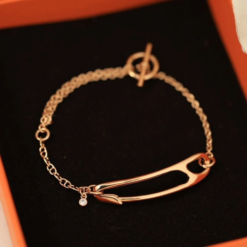 UrbanChic Hermes Bracelets 247239