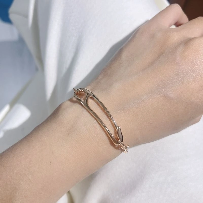 UrbanChic Hermes Bracelets 247239
