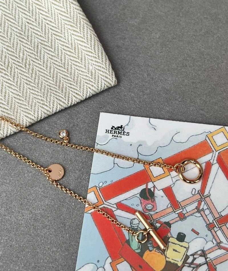 Versatile Hermes Bracelets 247111