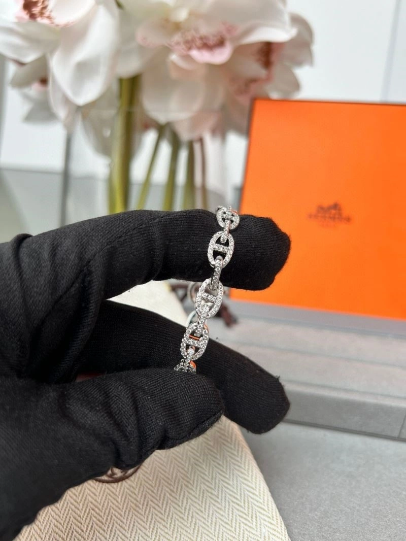 UrbanChic Hermes Bracelets 247104