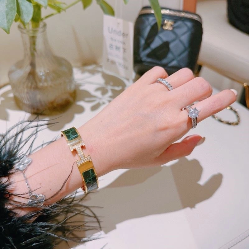ComfortFit Hermes Bracelets 247080