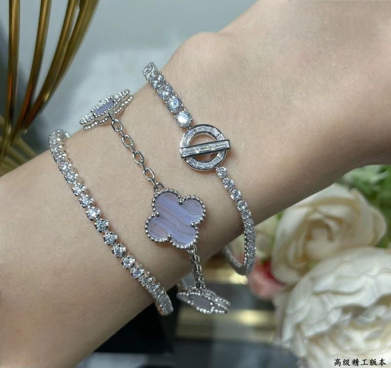 Hermes Bracelets Stretchable 247003