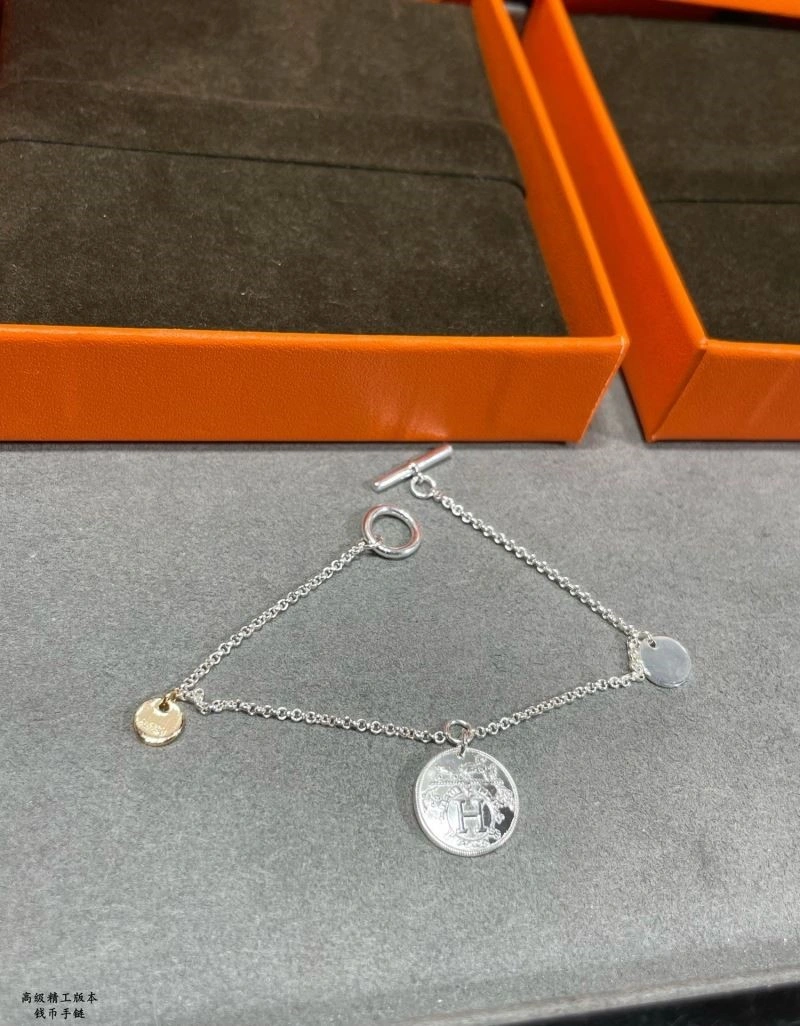 Hermes Bracelets Elegant 247028