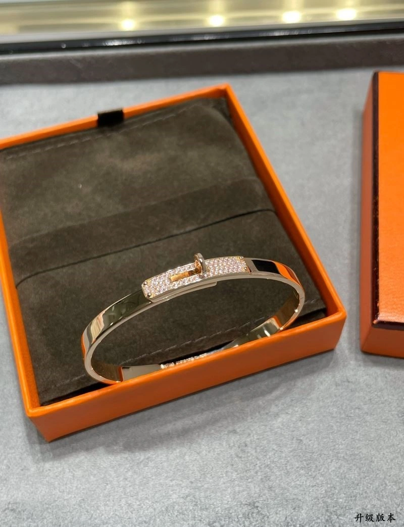 Sporty Hermes Bracelets 247026
