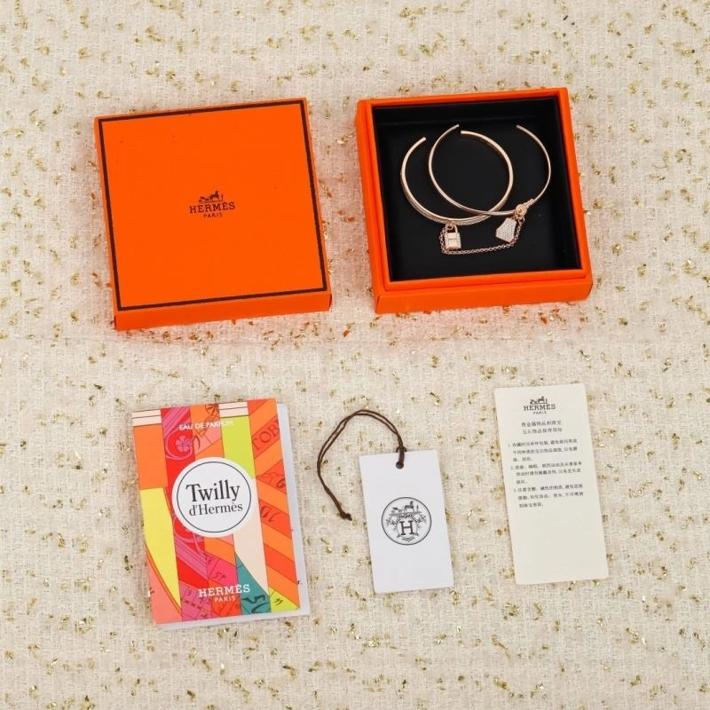 Chic Hermes Bracelets 246990