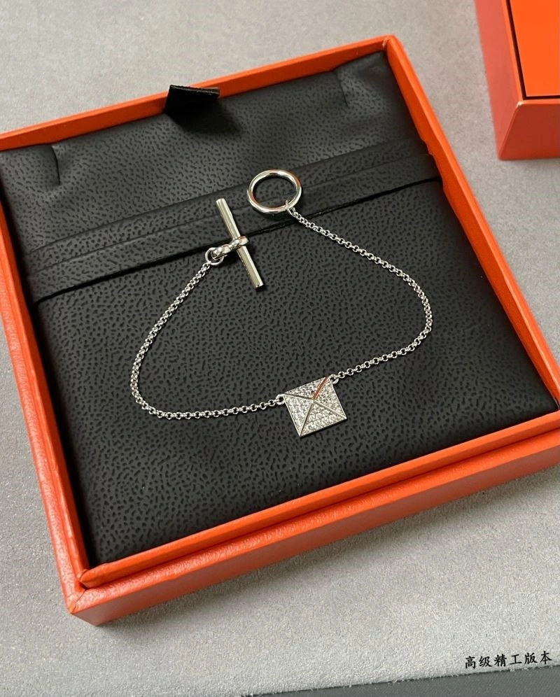 Sustainable Hermes Bracelets 246984