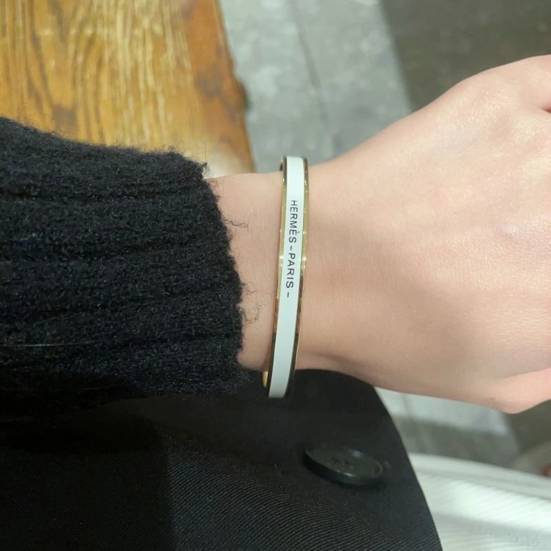 Trendsetting Hermes Bracelets 246938