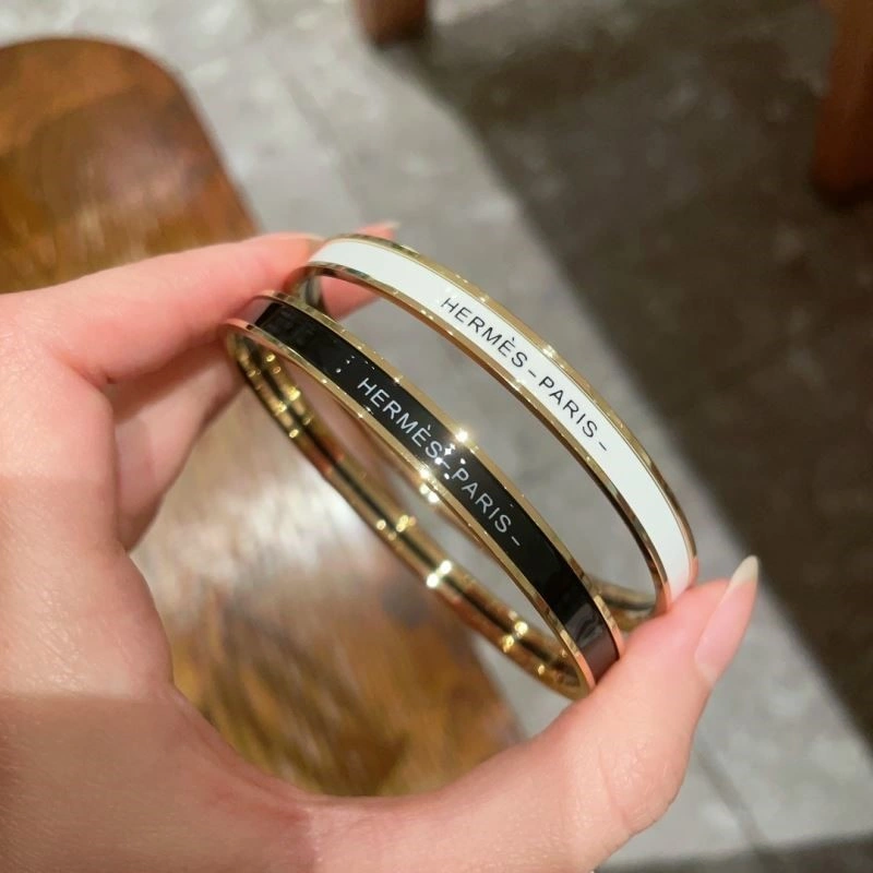 Trendsetting Hermes Bracelets 246938