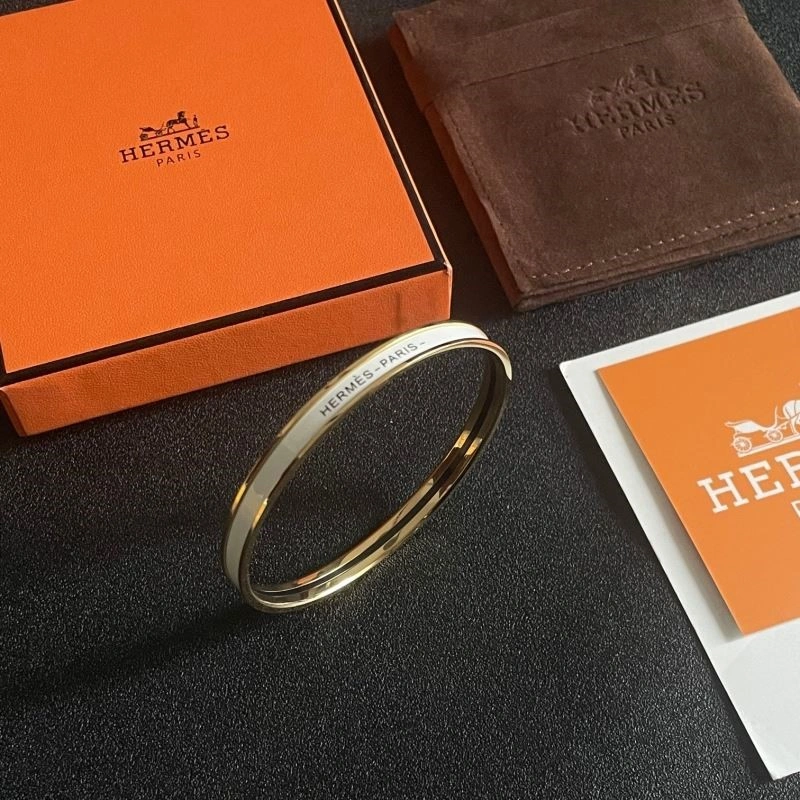 Trendsetting Hermes Bracelets 246938