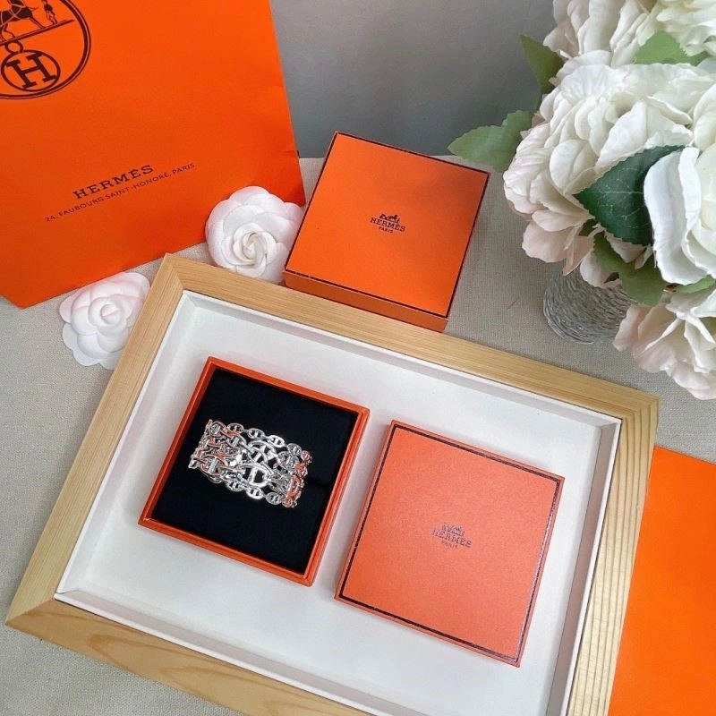 Hermes Bracelets Classic 246871
