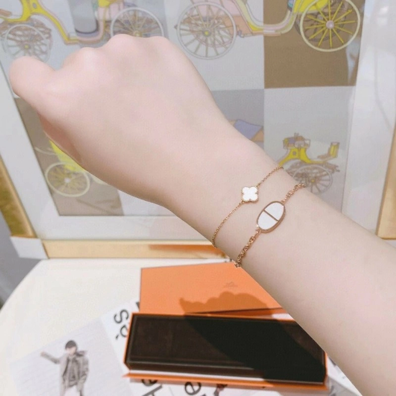 Hermes Bracelets Sleek 246820