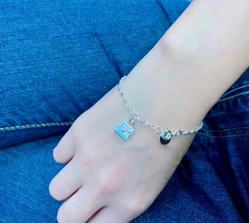 TechFriendly Hermes Bracelets 246817