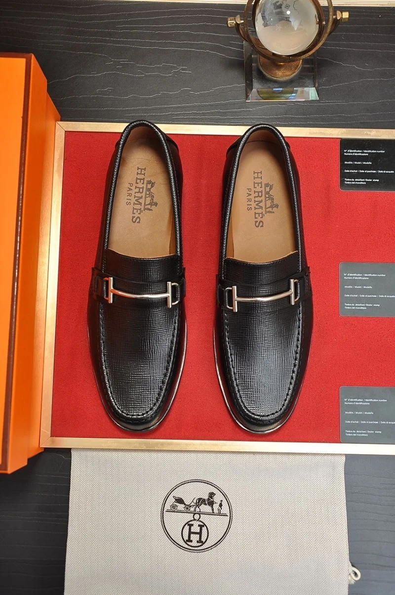 Sleek Hermes Business Shoes 28023
