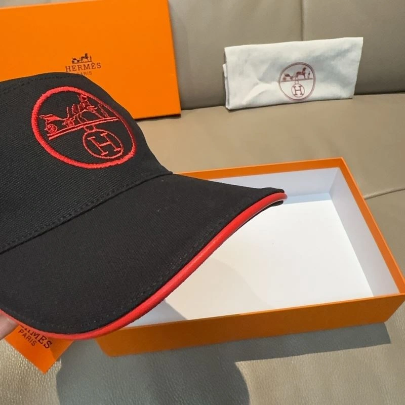 Hermes Caps Popular 261240