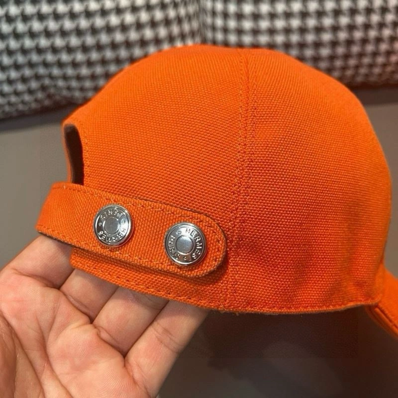 Hermes Caps Elegant 258507