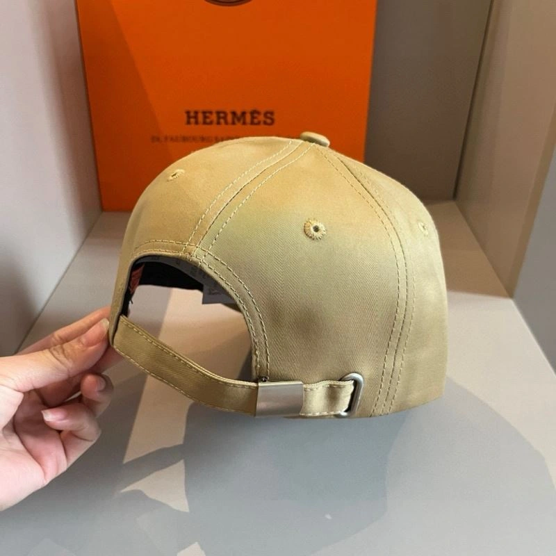 Hermes Caps Chic 261985