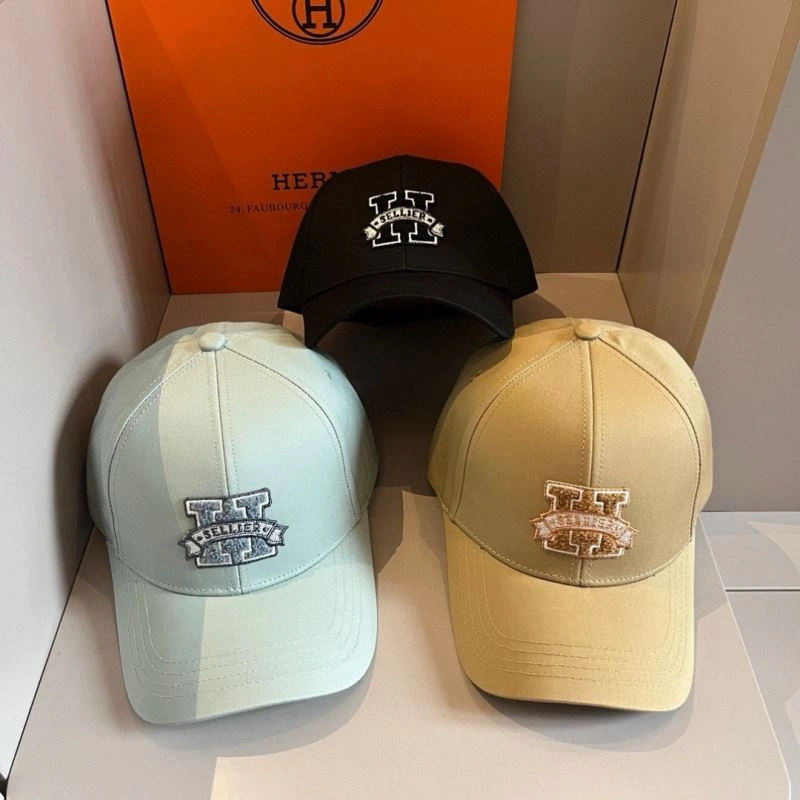 Hermes Caps Chic 261985
