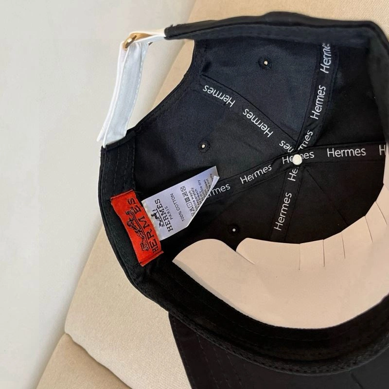 Hermes Caps WaterResistant 261967