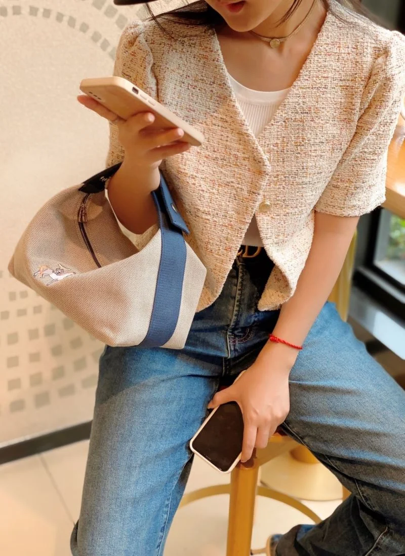 Hermes Cosmetic Bags Unisex 48330