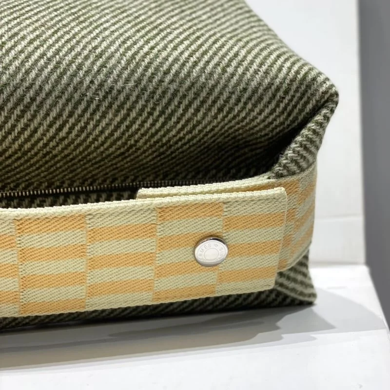 Reliable Hermes Cosmetic Bags 48309