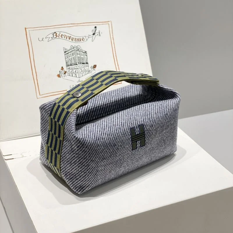 Hermes Cosmetic Bags Bright 48312
