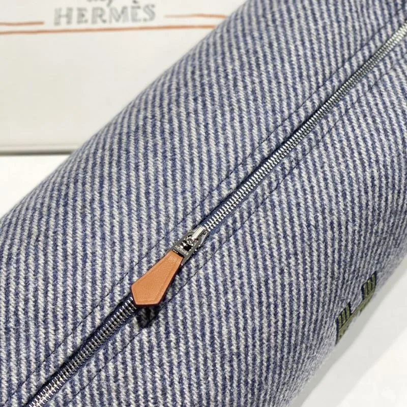 Hermes Cosmetic Bags Bright 48312