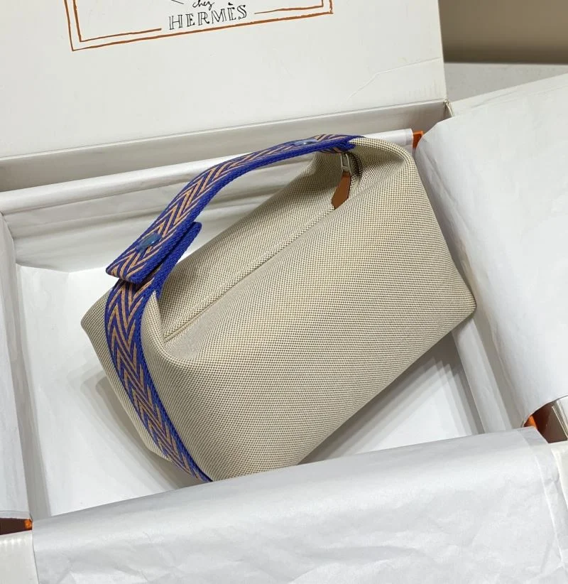 Hermes Cosmetic Bags Resilient 48324