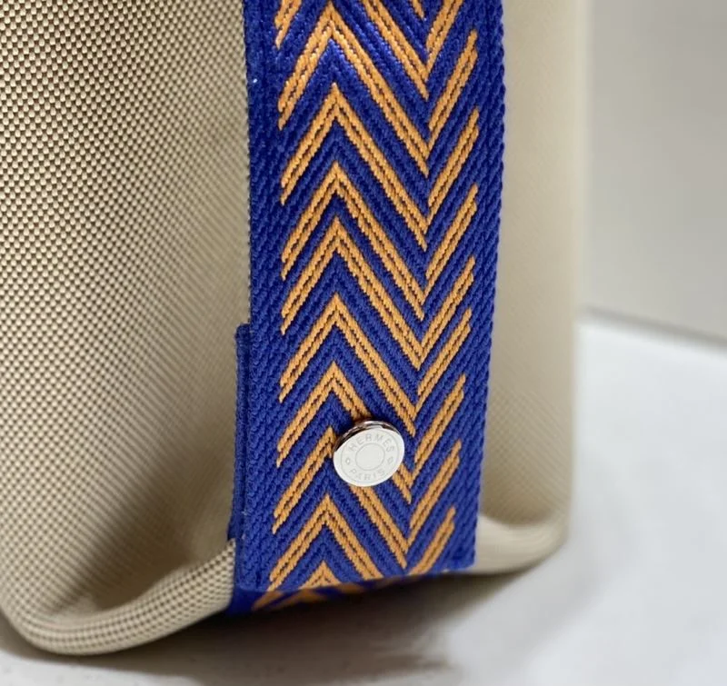 Hermes Cosmetic Bags Resilient 48324