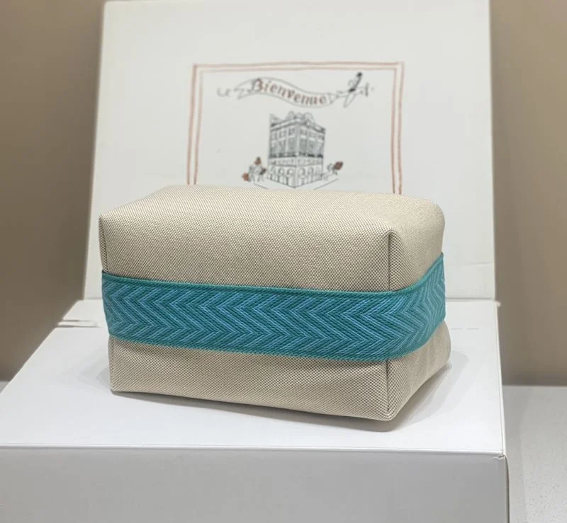 Hermes Cosmetic Bags FashionForward 48321