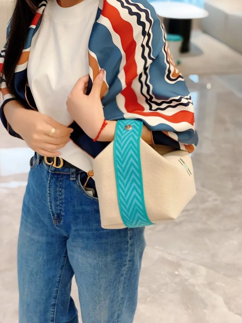 Hermes Cosmetic Bags FashionForward 48321