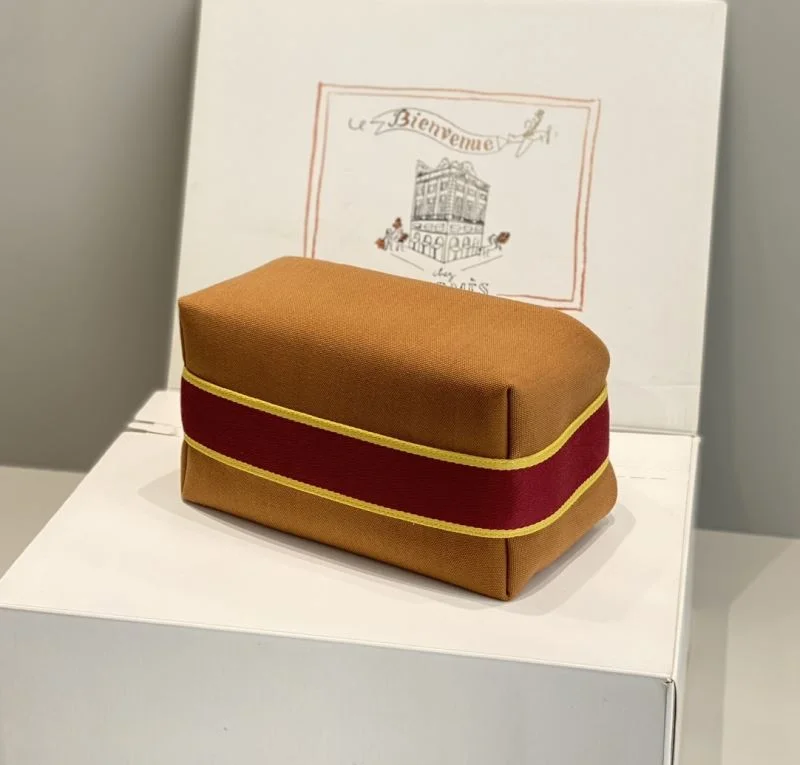 Practical Hermes Cosmetic Bags 48317