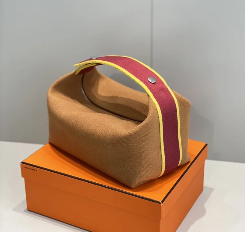 Practical Hermes Cosmetic Bags 48317