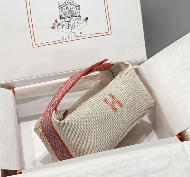 Seasonal Hermes Cosmetic Bags 48308