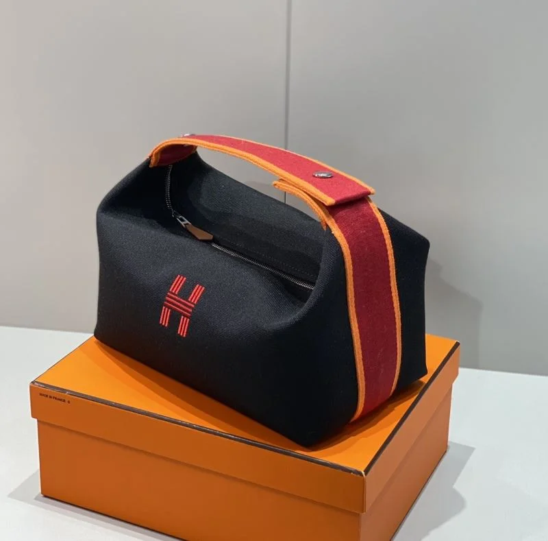 Seasonal Hermes Cosmetic Bags 48307
